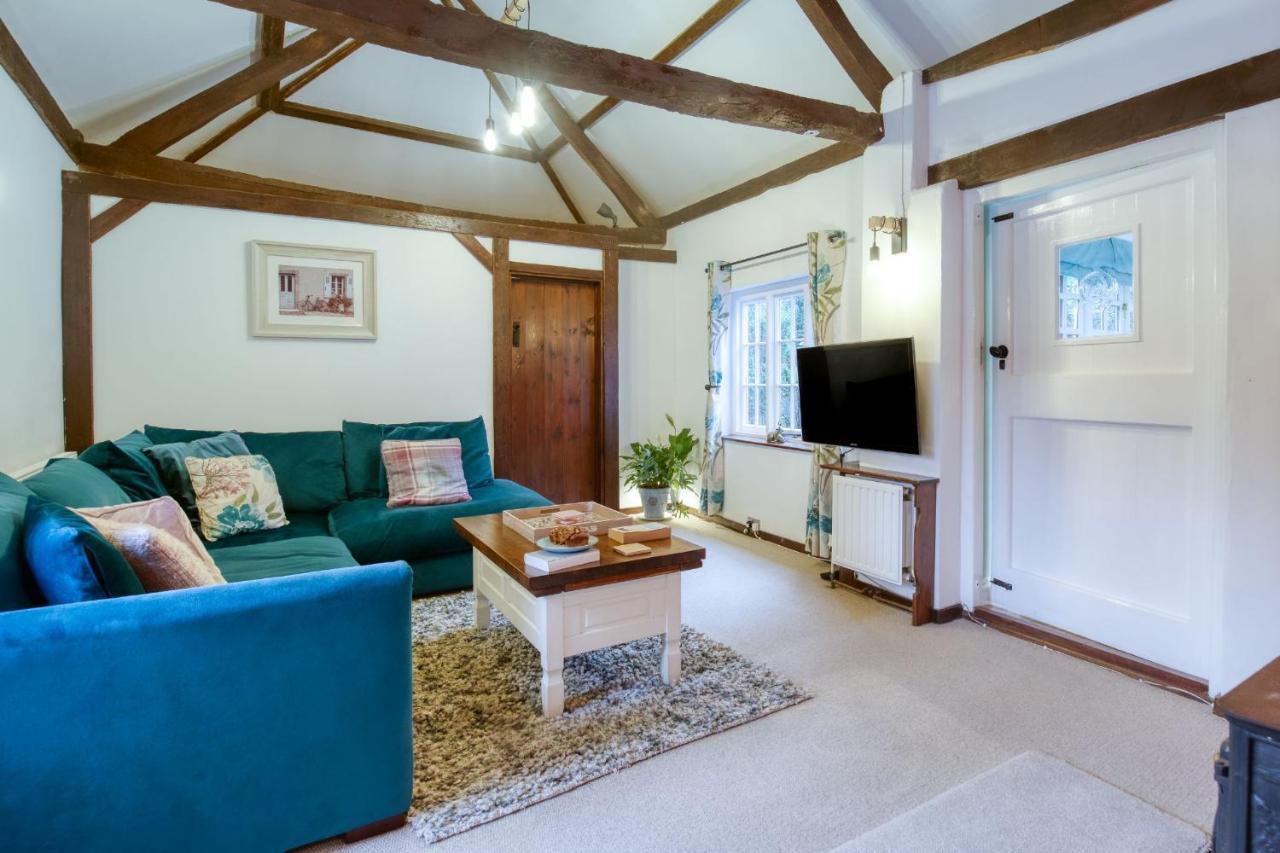 White Cross Cottage Woodbury Екстер'єр фото