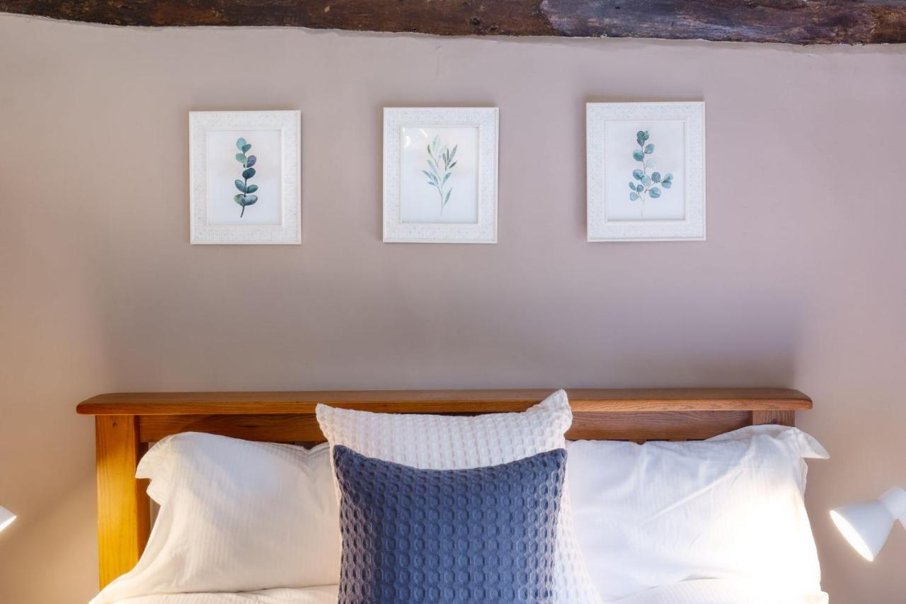 White Cross Cottage Woodbury Екстер'єр фото
